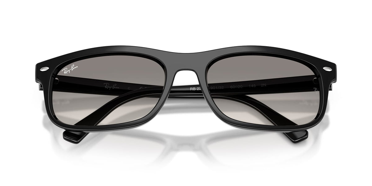 Ray-Ban RB2224
